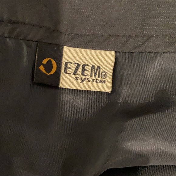 Men’s versatile vest - Picture 9 of 10